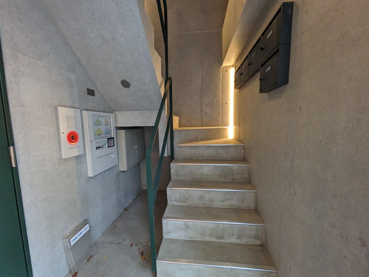 v20250427011159/fresh/building/J00100608099_12