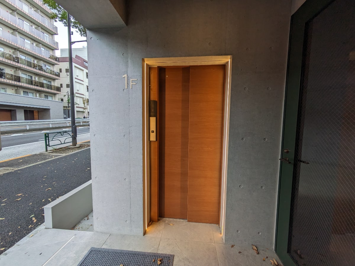 v20250427011159/fresh/building/J00100608099_4