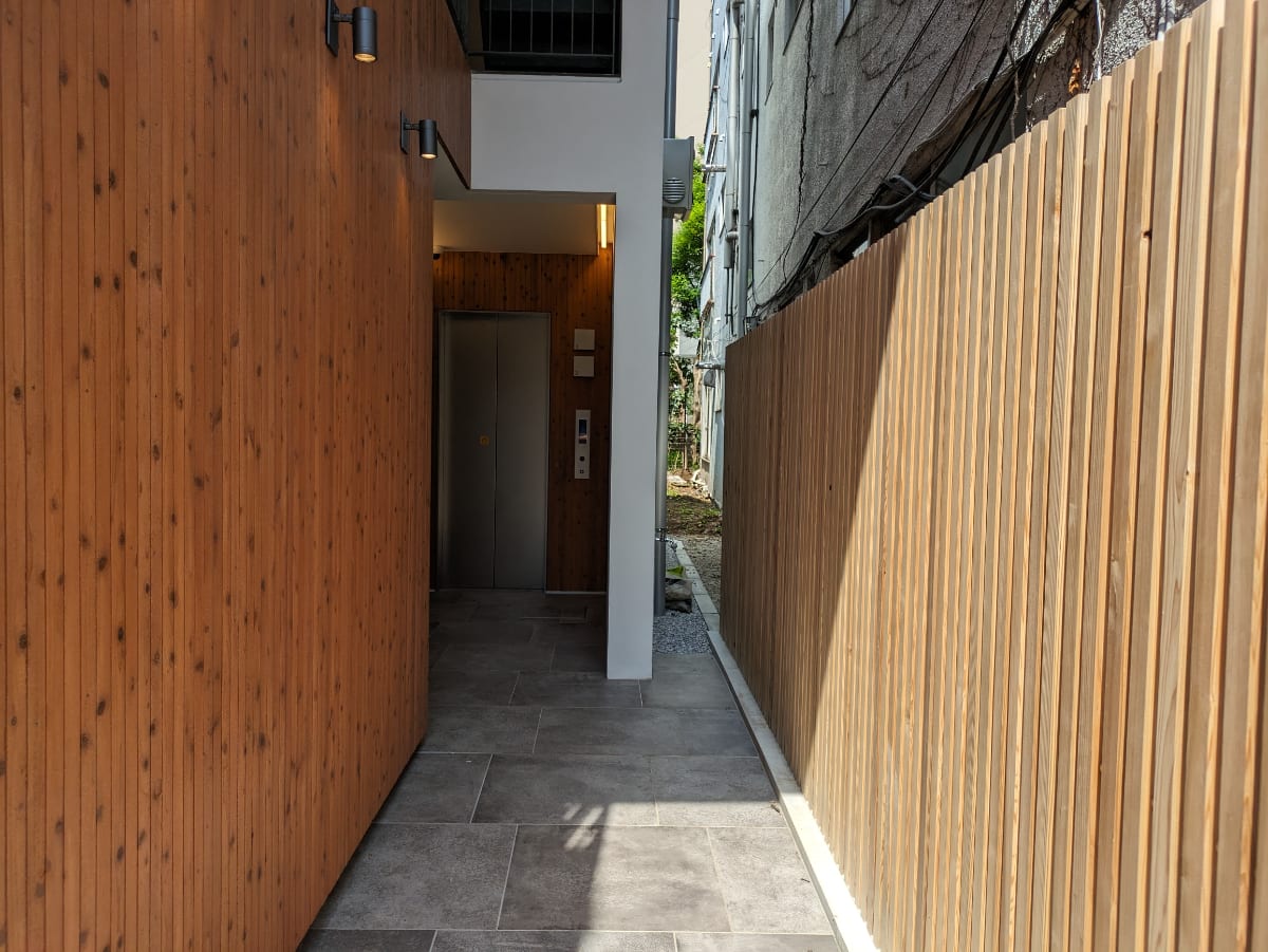 v20250427011159/fresh/building/J00100608128_14