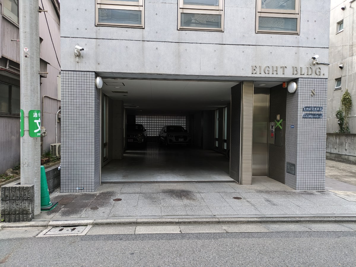 v20250427011159/fresh/building/J00100608164_3