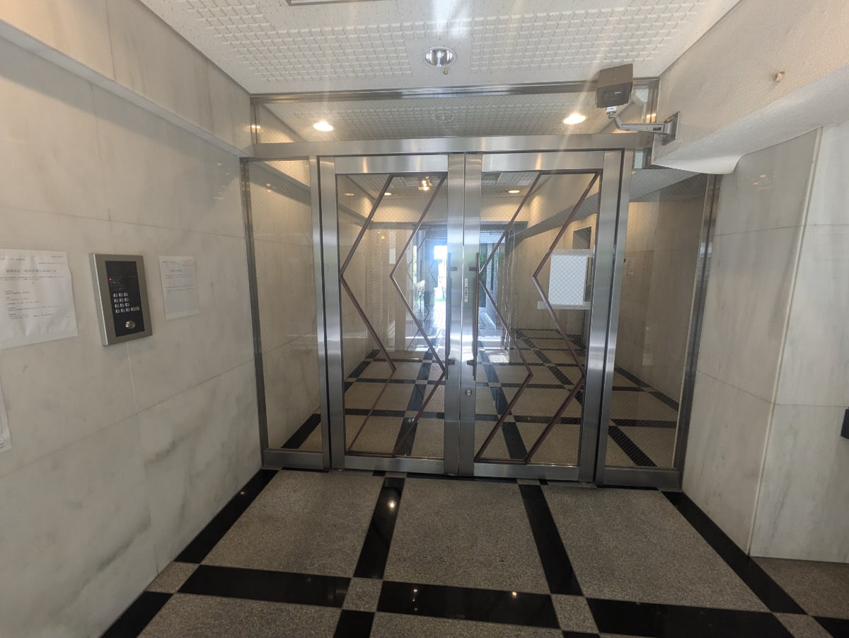 v20250427011159/fresh/building/J00100608246_3