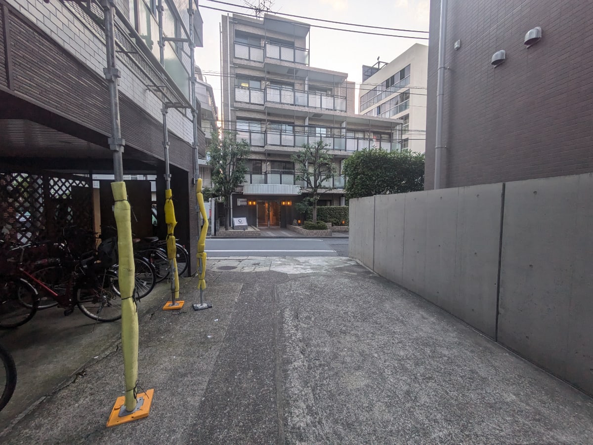 v20250427011159/fresh/building/J00100608348_6