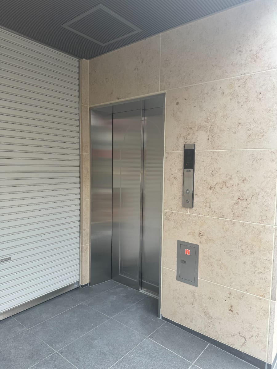 v20250427011159/fresh/building/J00100608397_3