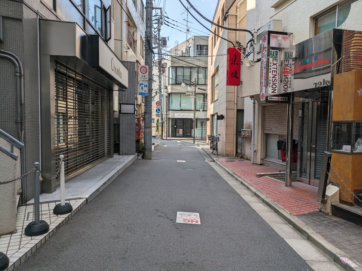 v20250427011159/fresh/building/J00100608406_2