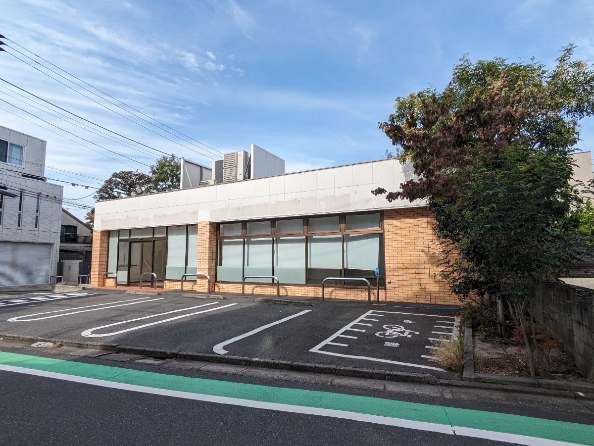 v20250427011159/fresh/building/J00100608718_5