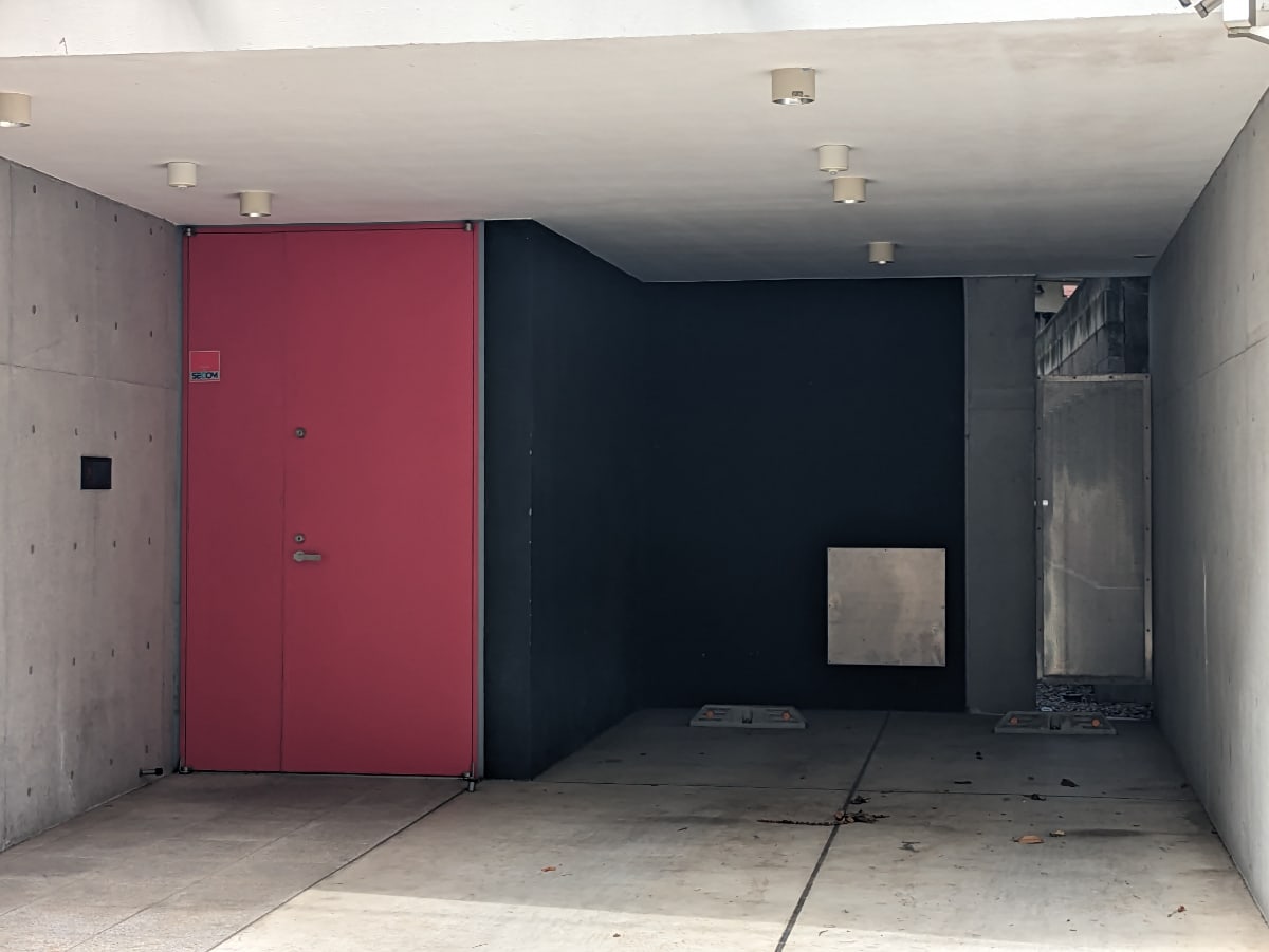 v20250427011159/fresh/building/J00100608731_3
