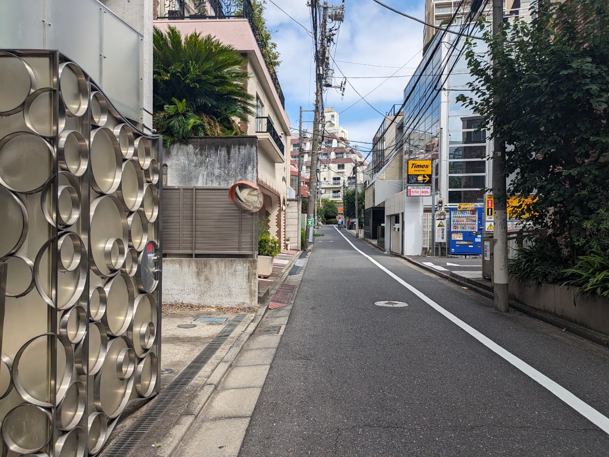 v20250427011159/fresh/building/J00100608731_7