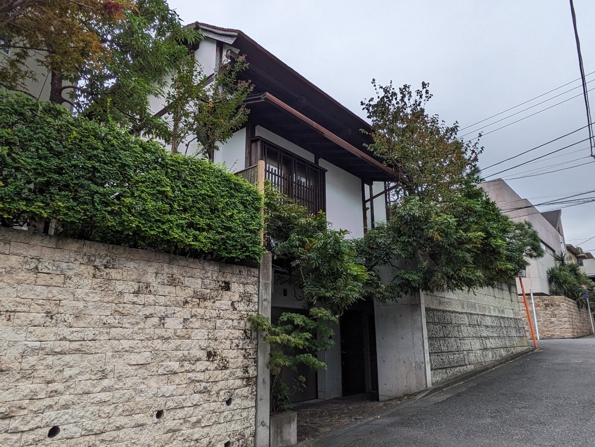 v20250427011159/fresh/building/J00100608968_9