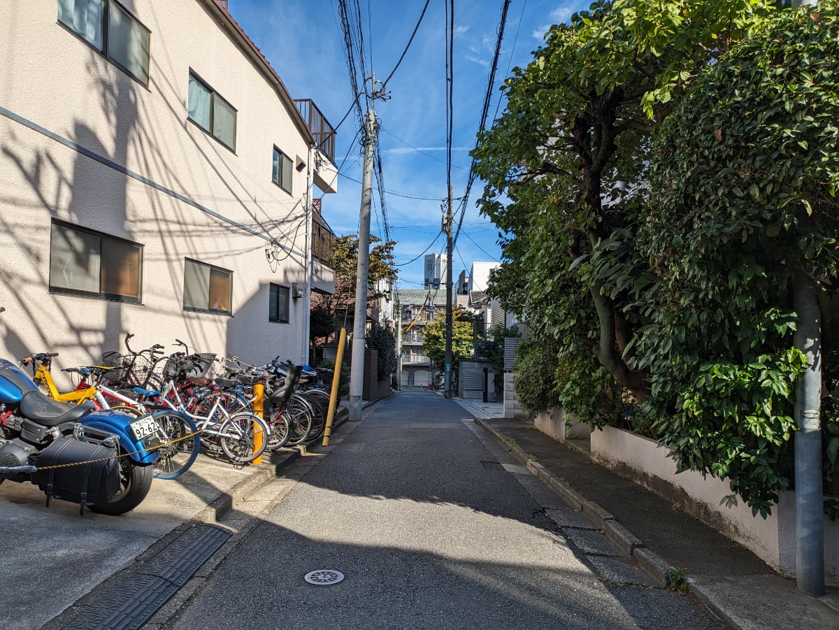 v20250427011159/fresh/building/J00100609469_9