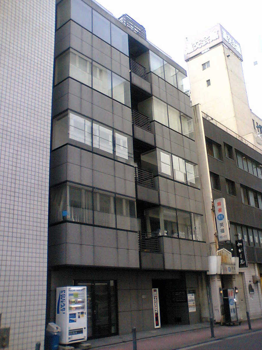 v20250427022212/fresh/building/J00100372103_1
