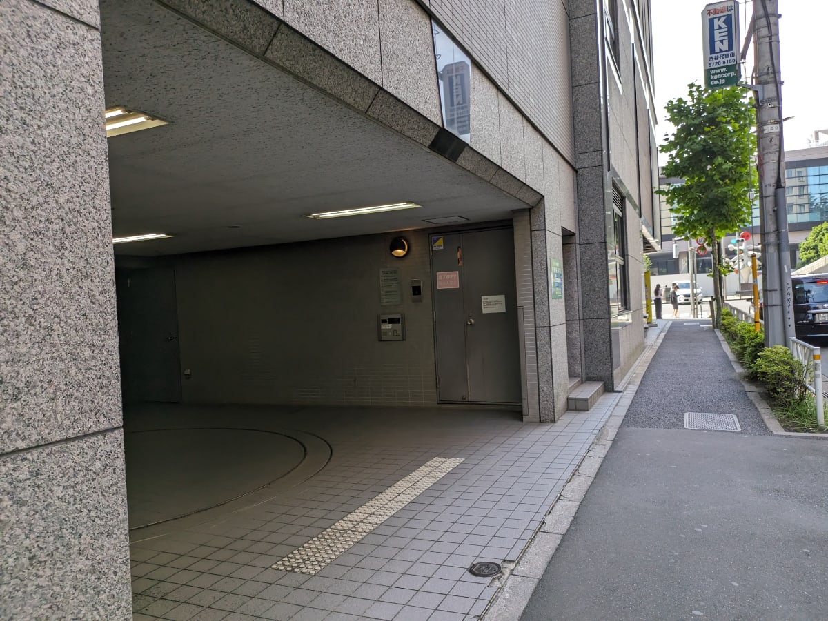 v20250427022212/fresh/building/J00100372153_2