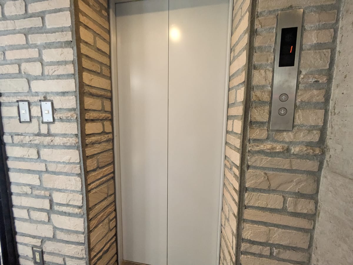 v20250427022213/fresh/building/J00100371246_4