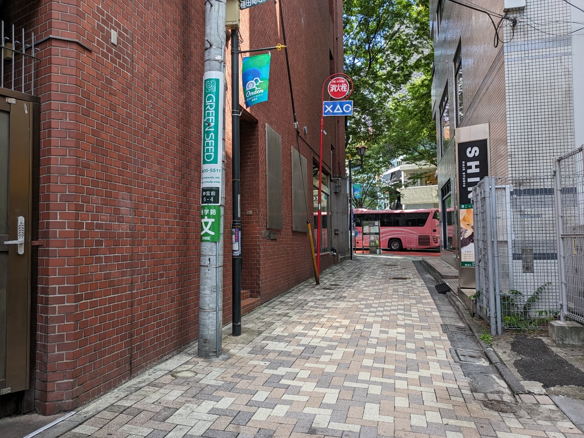 v20250427022213/fresh/building/J00100374143_21