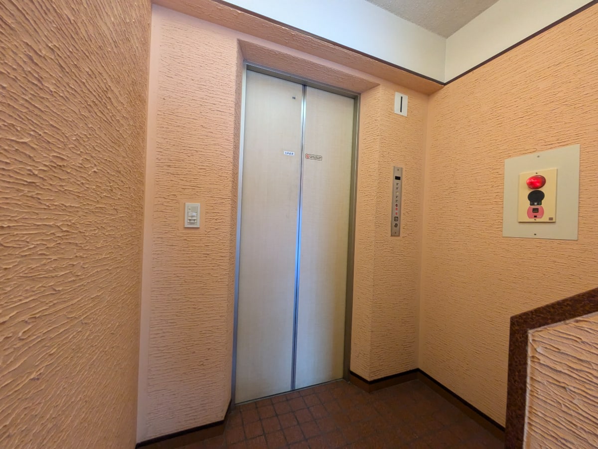 v20250427022807/fresh/building/J00100374922_4