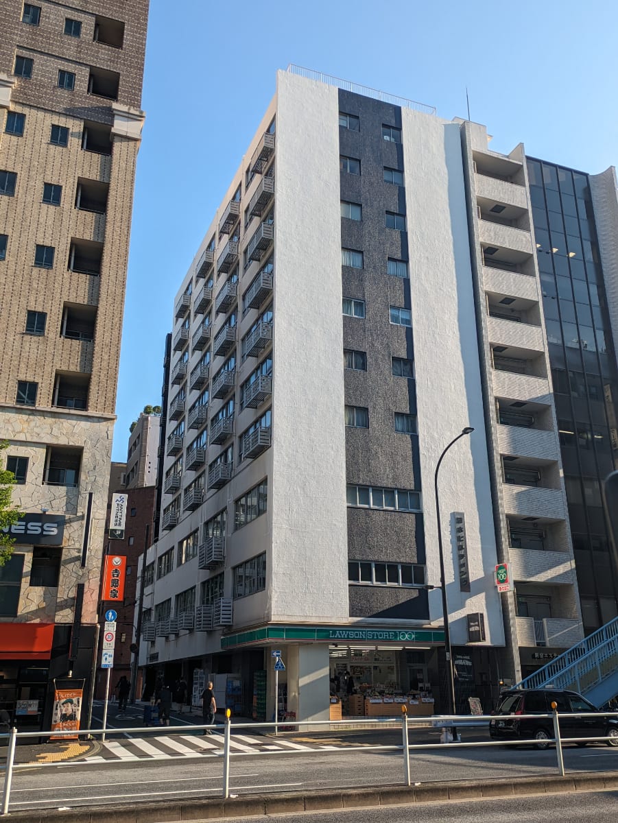 v20250427022807/fresh/building/J00100375223_60
