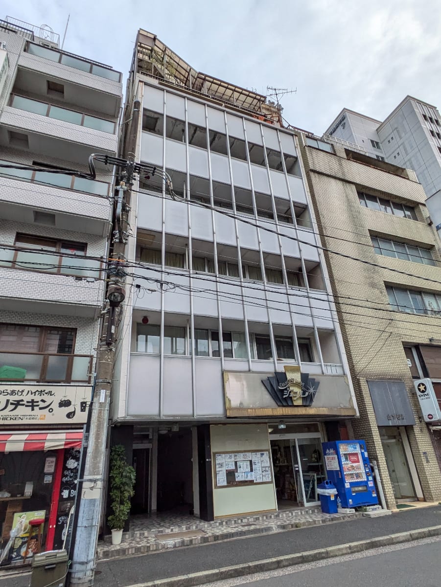 v20250427022807/fresh/building/J00100375271_12
