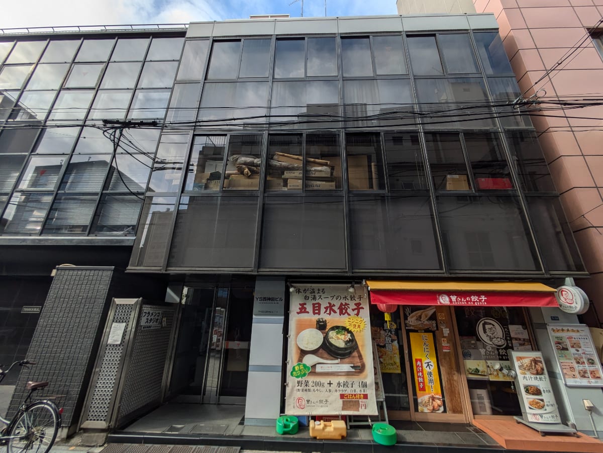 v20250427022807/fresh/building/J00100375305_1