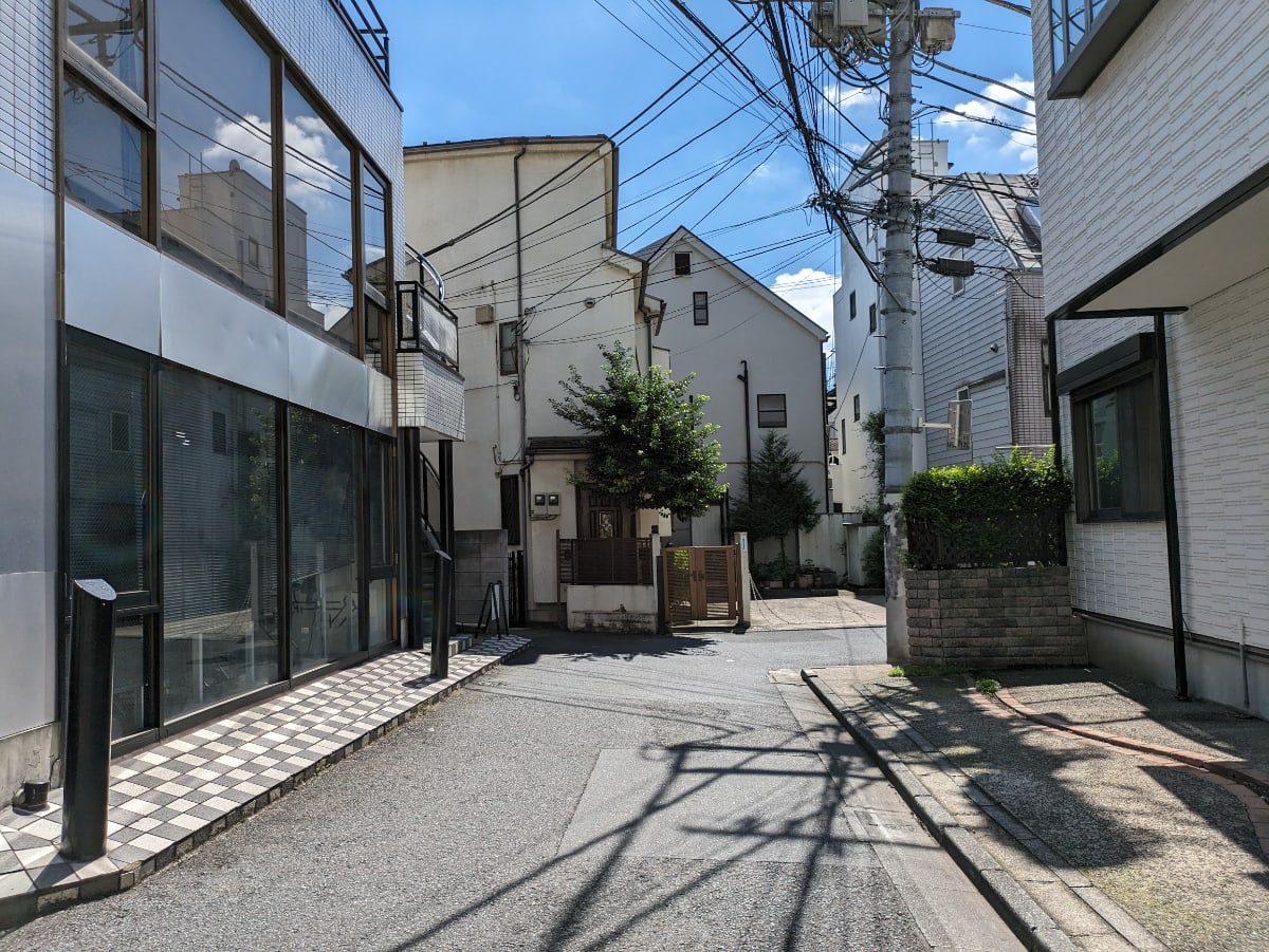 v20250427022807/fresh/building/J00100375330_10