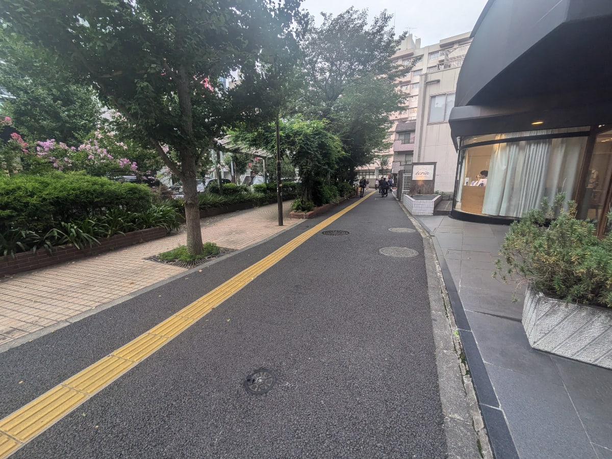 v20250427022807/fresh/building/J00100375393_7