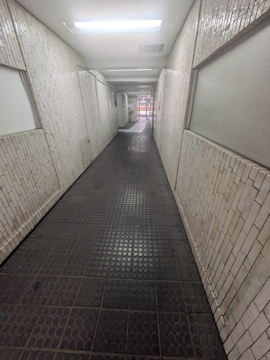 v20250427022807/fresh/building/J00100375403_9