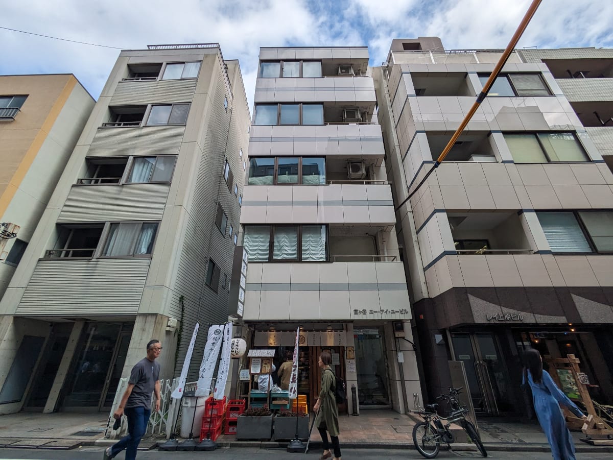 v20250427022807/fresh/building/J00100375725_1
