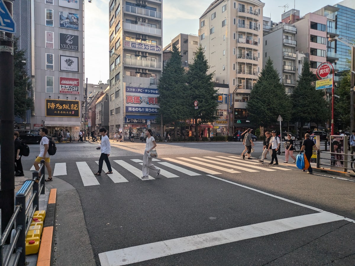 v20250427022807/fresh/building/J00100375971_9