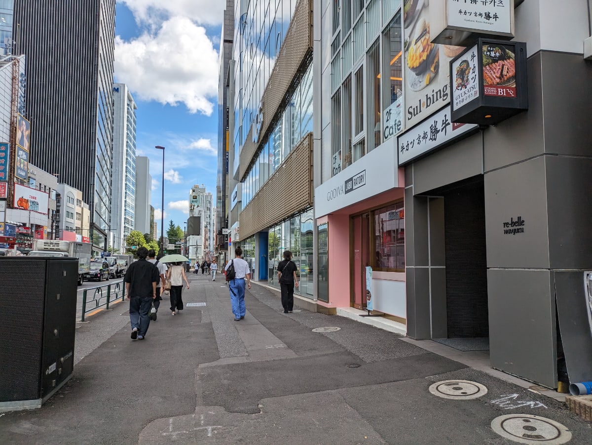 v20250427022807/fresh/building/J00100376286_8