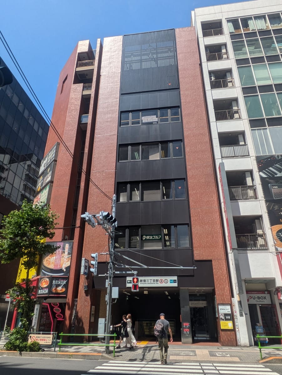 v20250427022807/fresh/building/J00100376498_7