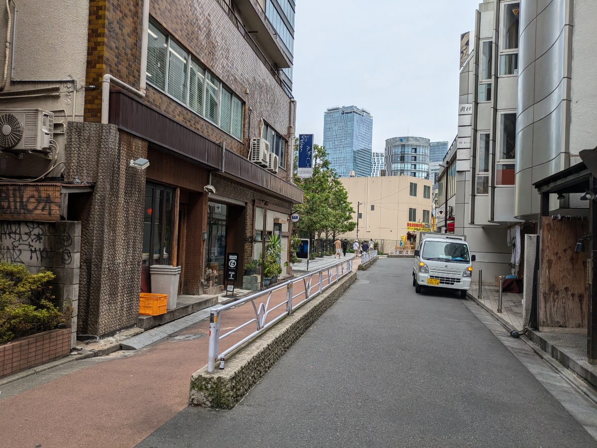 v20250427022807/fresh/building/J00100376670_2