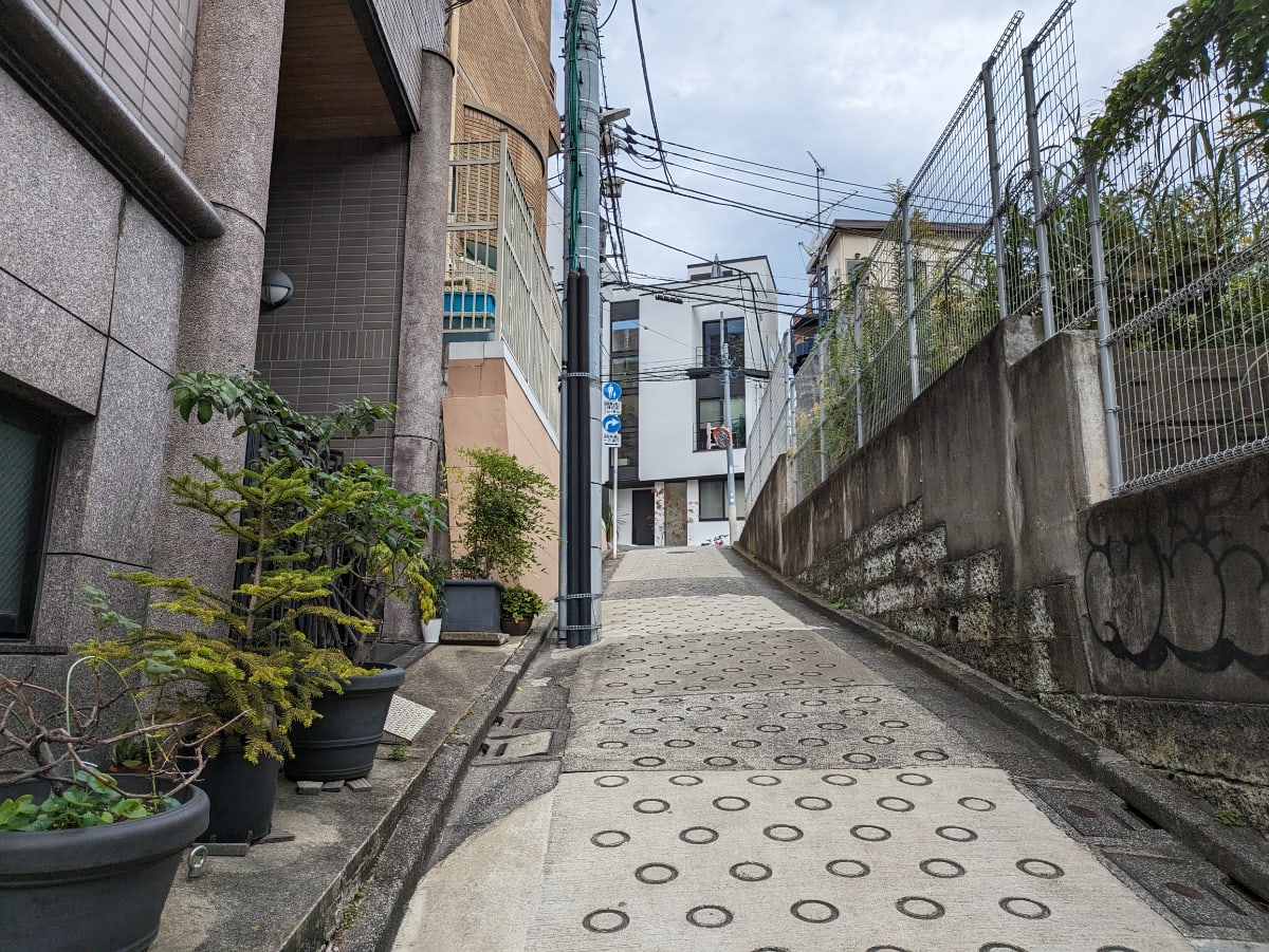 v20250427022807/fresh/building/J00100376700_13
