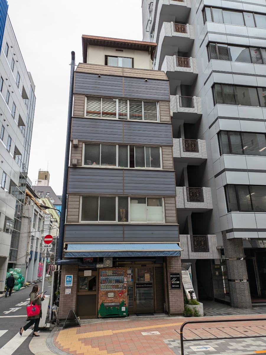 v20250427022807/fresh/building/J00100376767_5