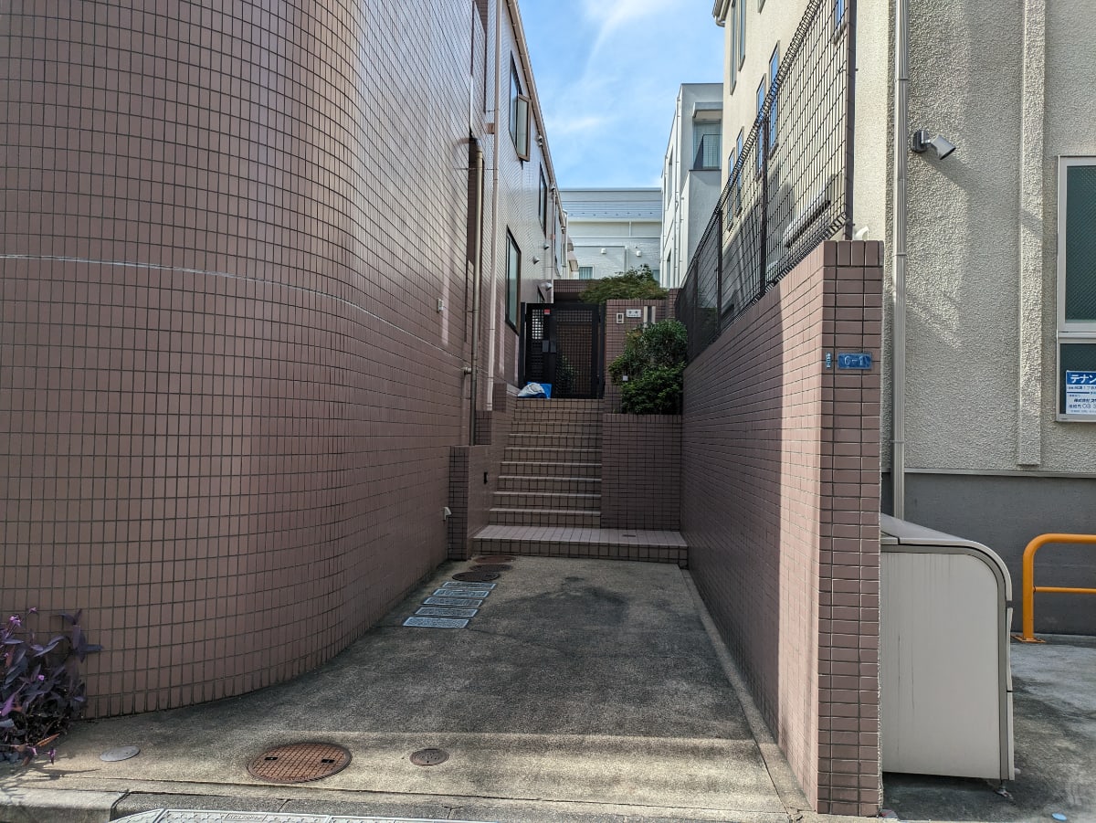 v20250427022807/fresh/building/J00100376913_9