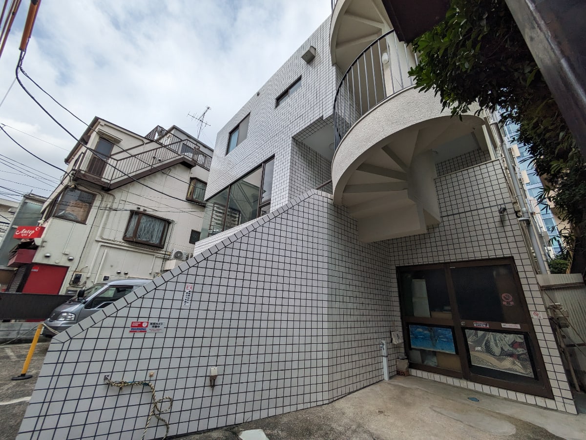 v20250427022807/fresh/building/J00100376927_13