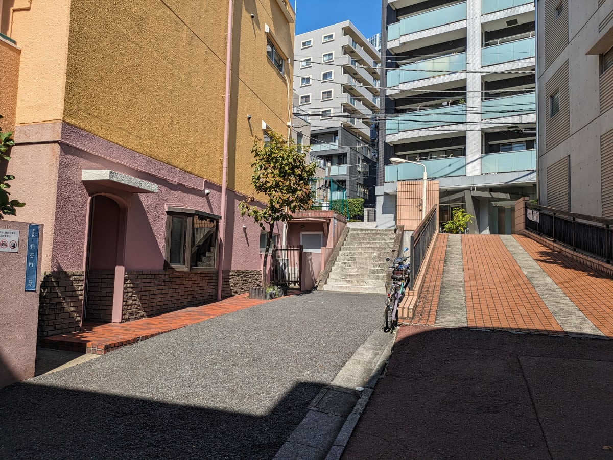 v20250427022807/fresh/building/J00100377049_15