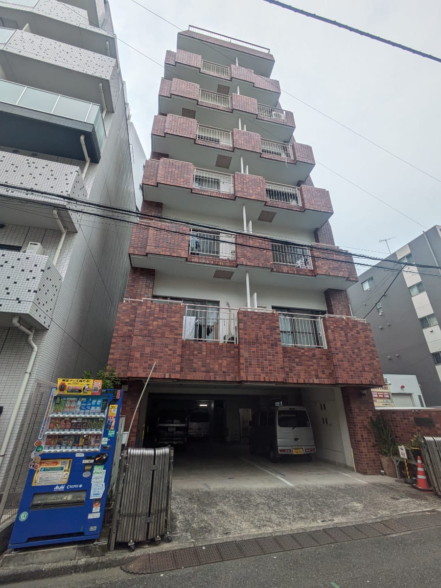 v20250427022807/fresh/building/J00100377233_9
