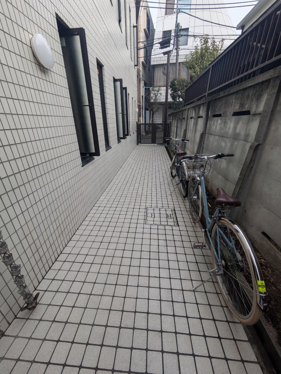 v20250427022807/fresh/building/J00100377238_8