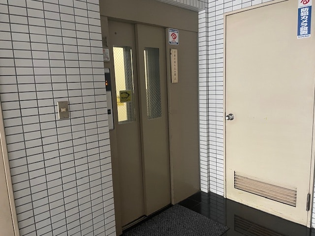 v20250427022807/fresh/building/J00100377282_4