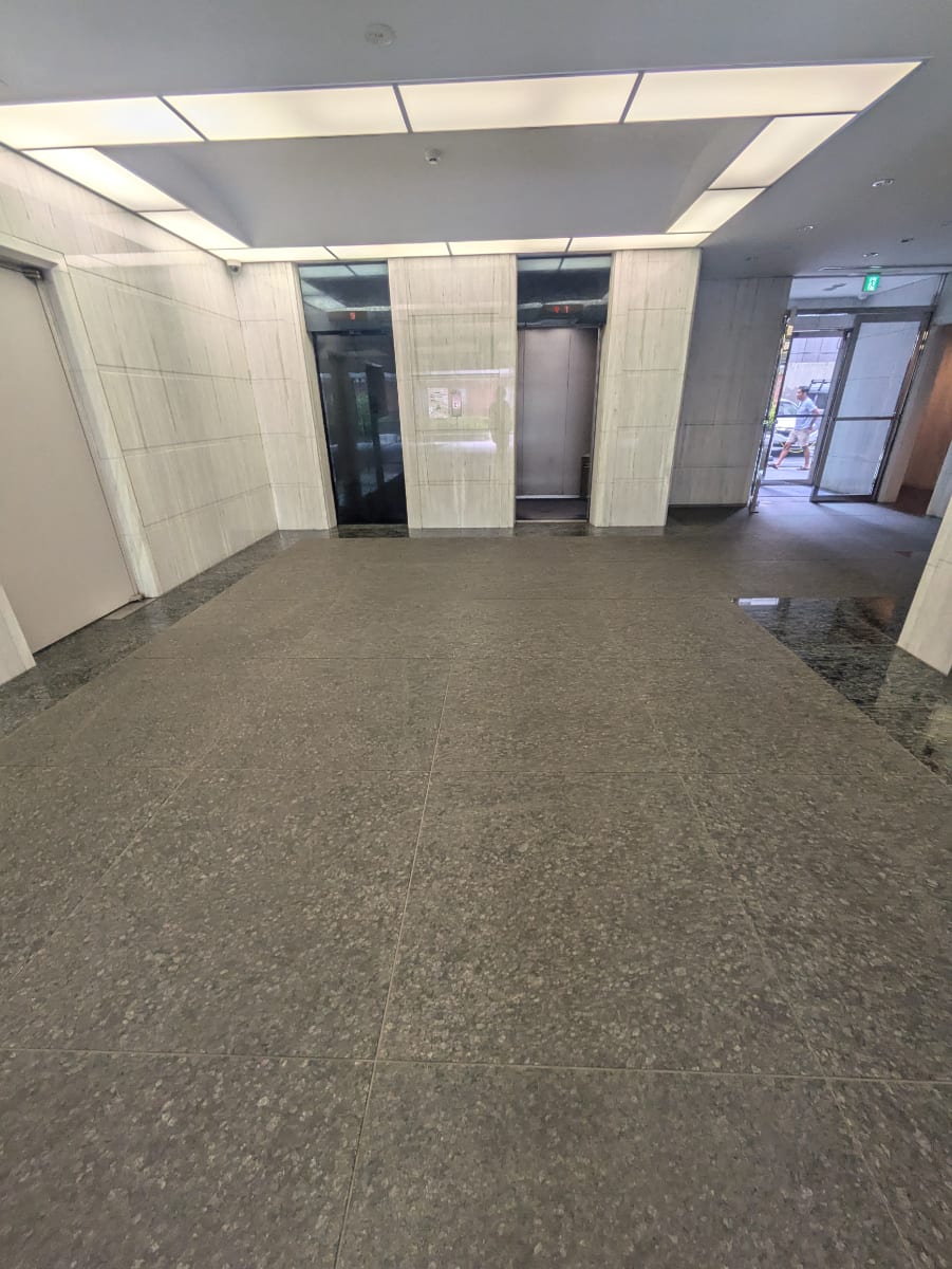 v20250427022807/fresh/building/J00100377284_4