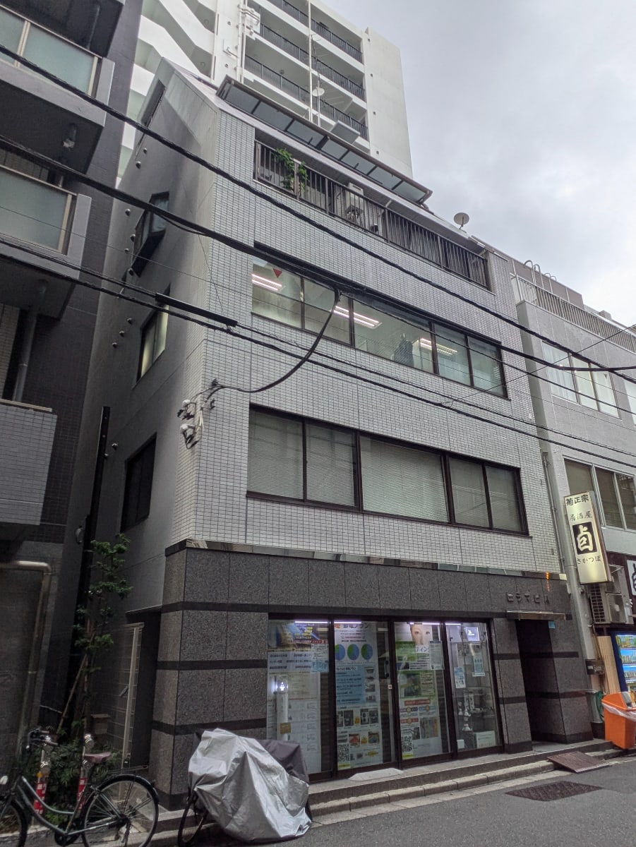 v20250427022807/fresh/building/J00100377323_9
