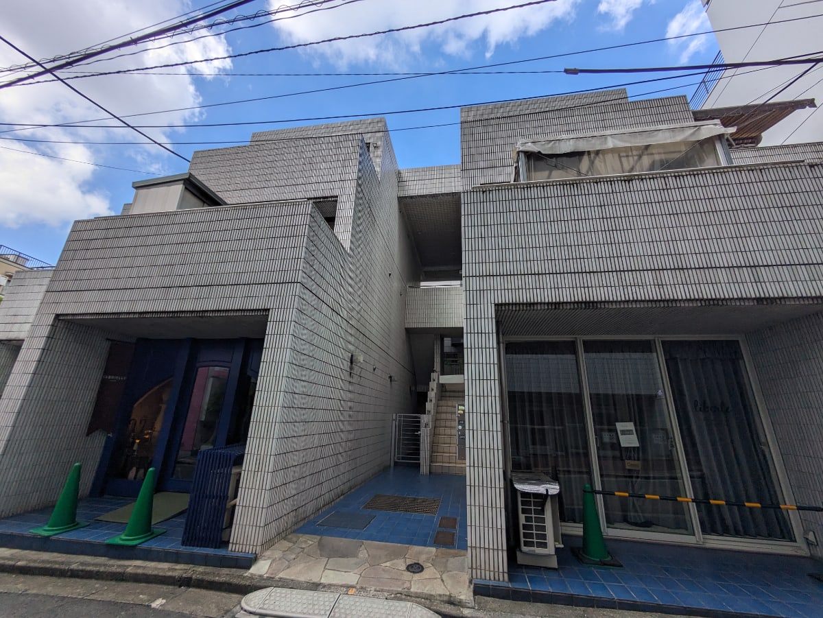 v20250427022807/fresh/building/J00100377542_1
