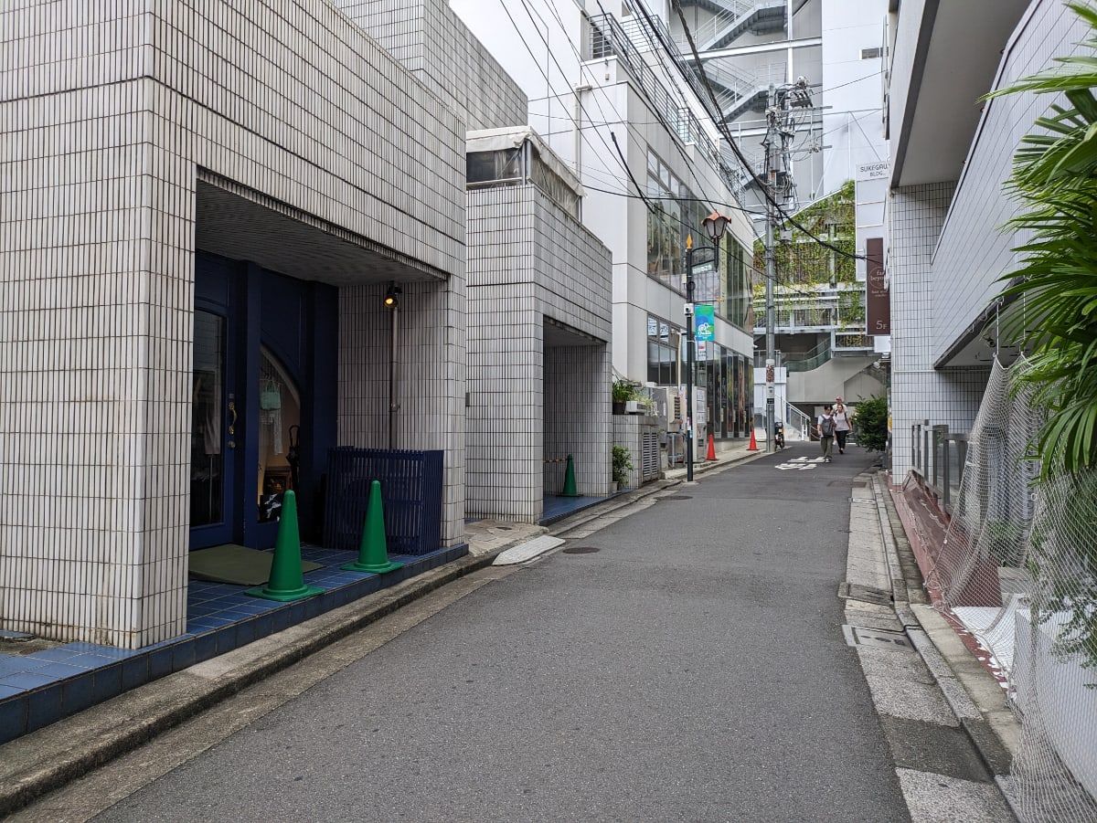 v20250427022807/fresh/building/J00100377542_13
