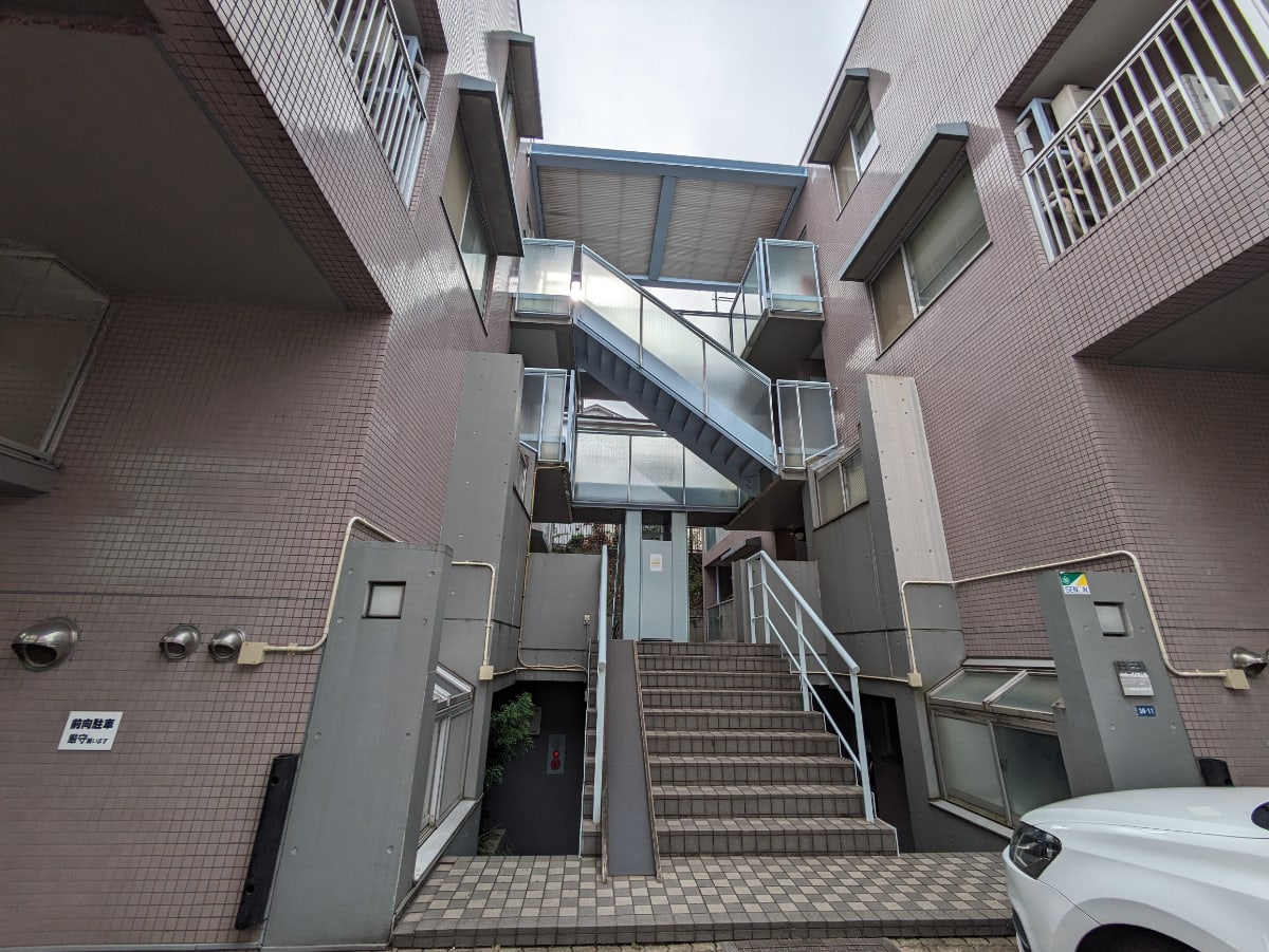 v20250427023127/fresh/building/J00100377772_3