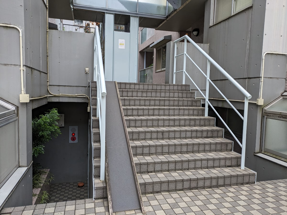 v20250427023127/fresh/building/J00100377772_4