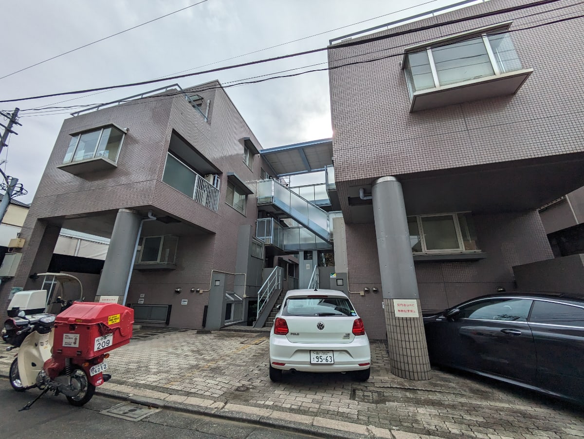 v20250427023127/fresh/building/J00100377772_5