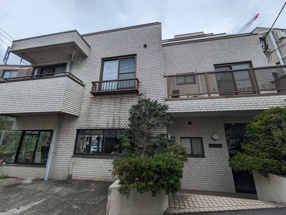 v20250427023127/fresh/building/J00100377999_1