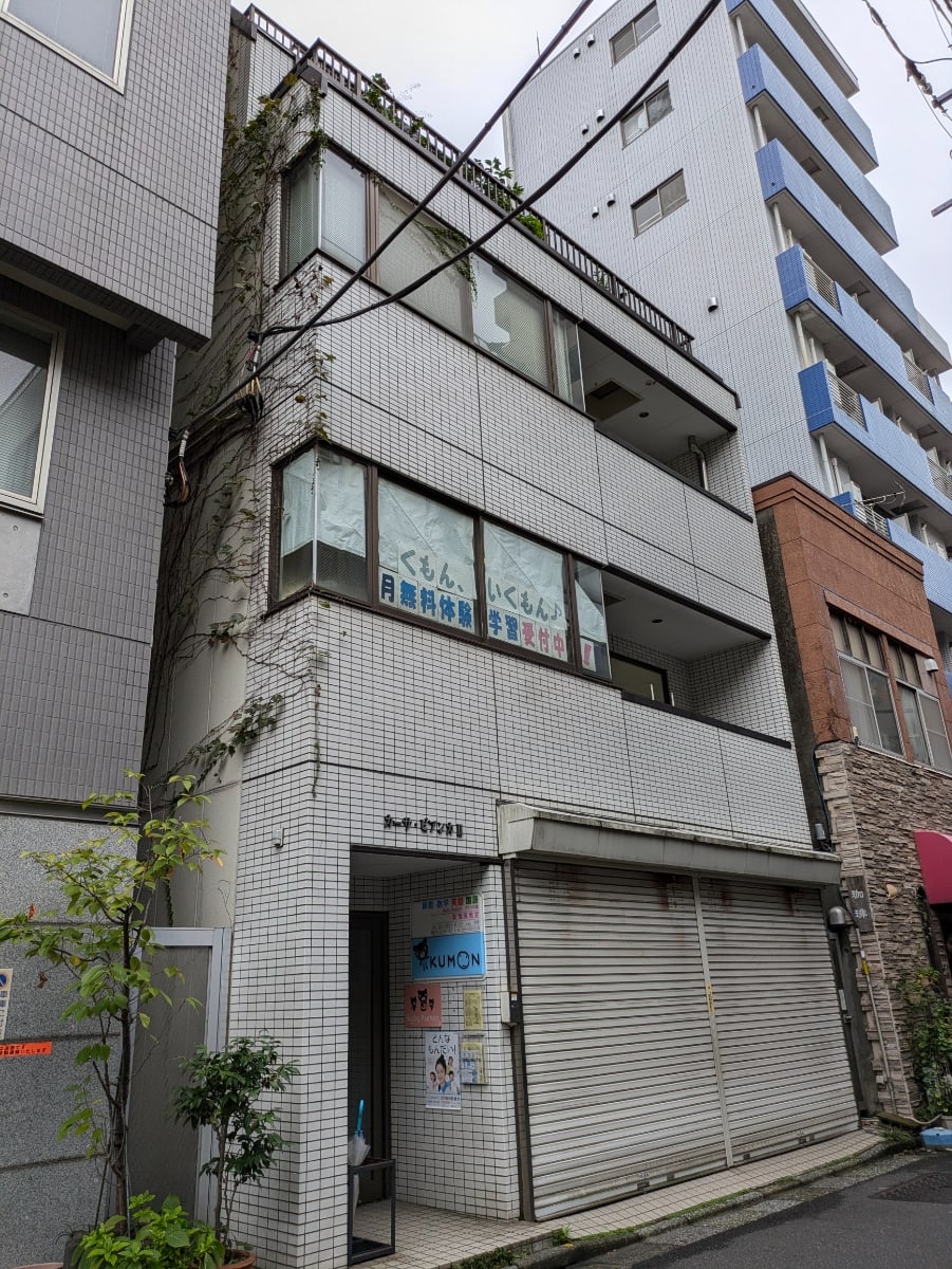 v20250427023127/fresh/building/J00100378109_5