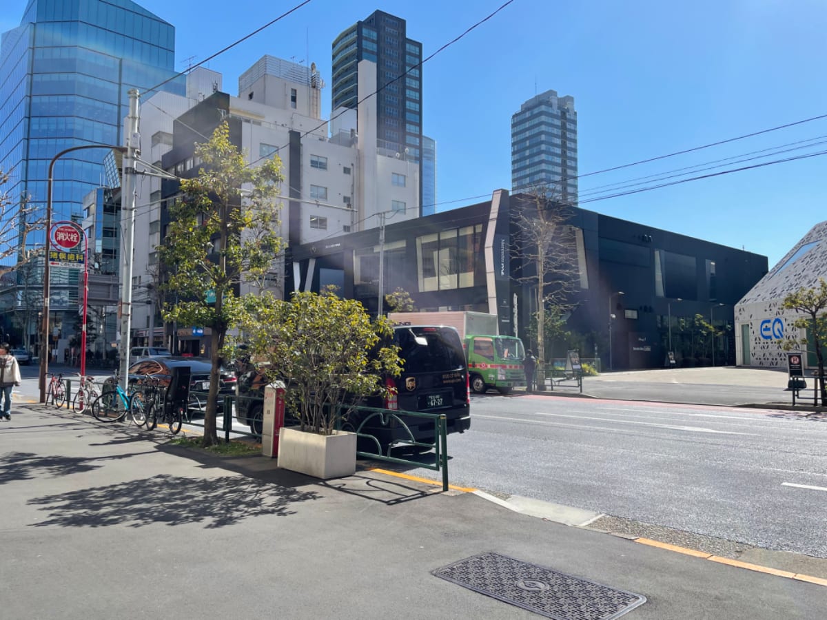 v20250427023127/fresh/building/J00100378302_2