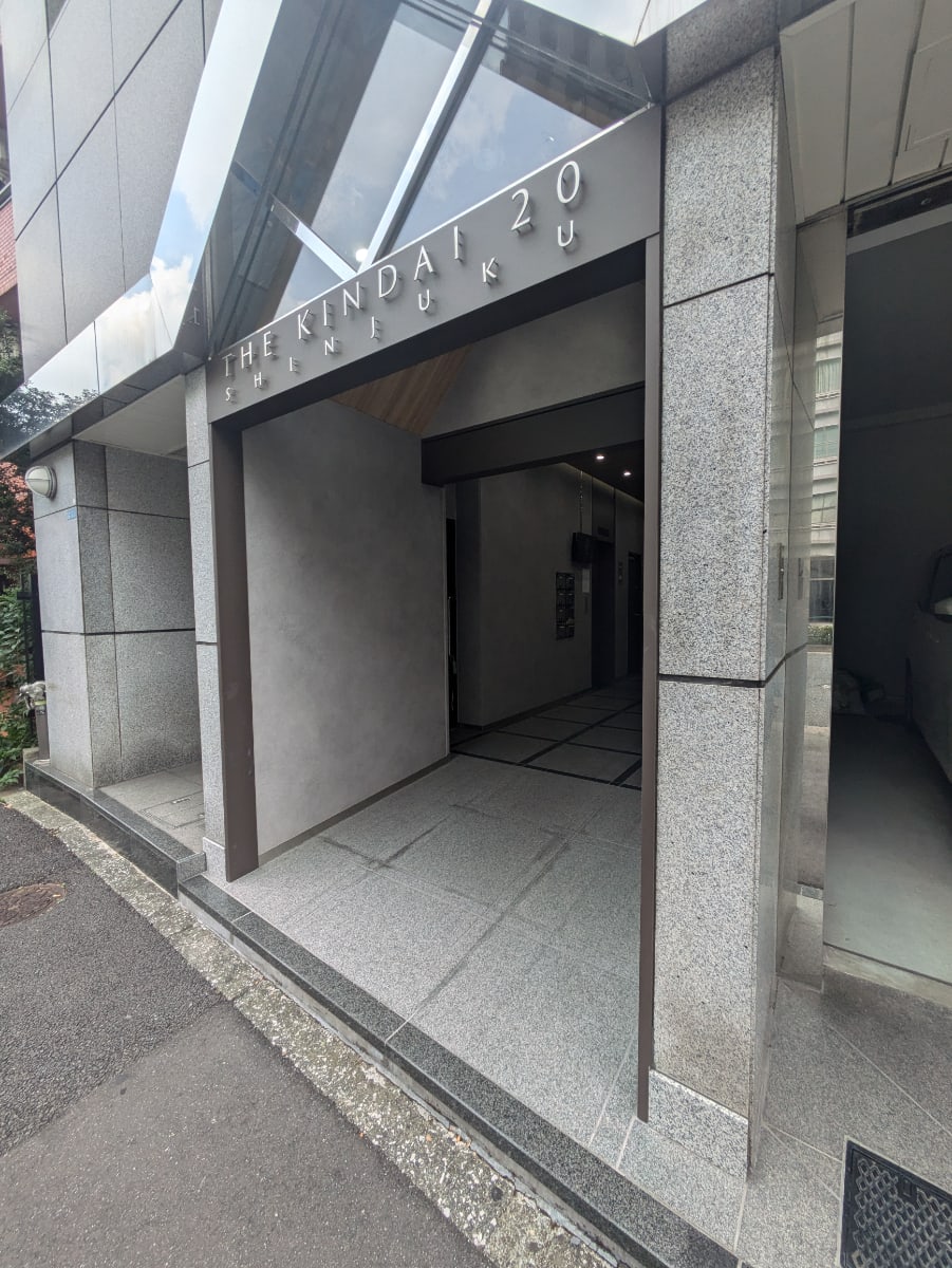 v20250427023127/fresh/building/J00100378572_3