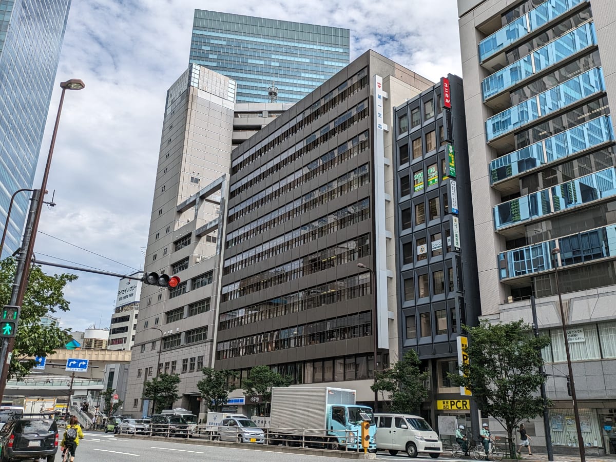 v20250427023127/fresh/building/J00100378904_5