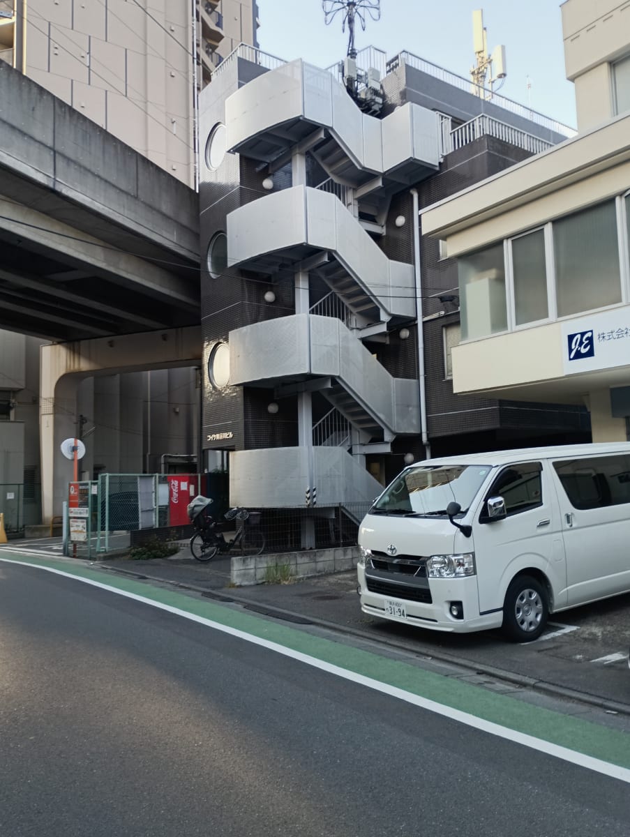 v20250427023127/fresh/building/J00100378994_1